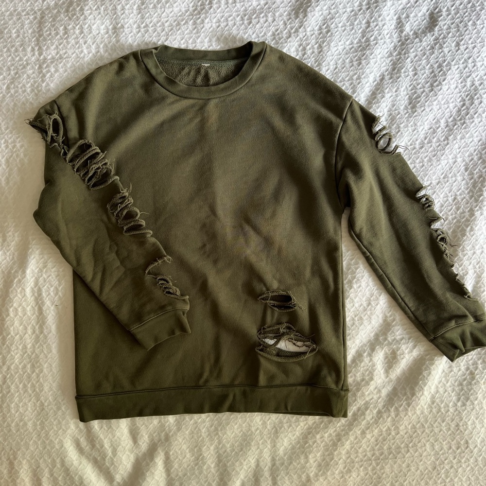 Alo yoga ripped warrior sweatshirt